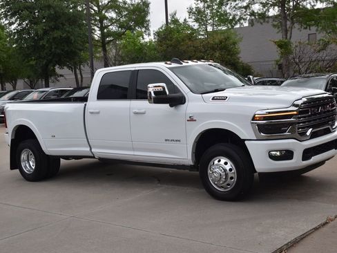Used 2025 RAM 3500 Longhorn image 5
