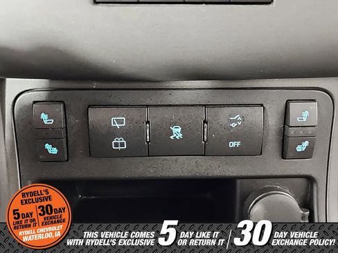 Used 2010 Chevrolet Traverse LT w/ Personal Connectivity Package image 32