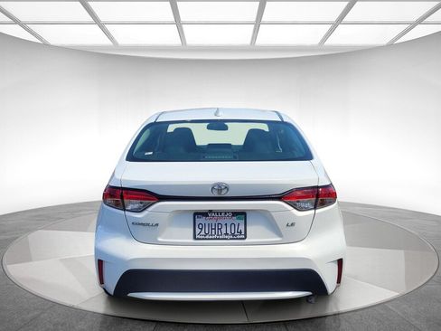 Used 2022 Toyota Corolla LE FWD image 5