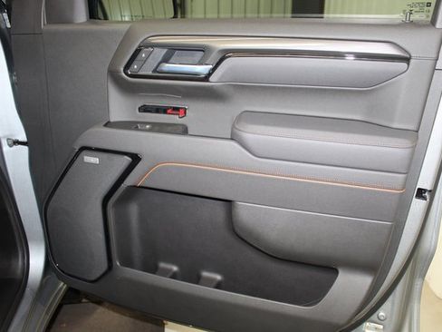 Used 2025 GMC Sierra 1500 AT4 w/ AT4 Premium Package image 14