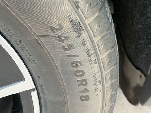 Used 2023 Volkswagen Atlas SE image 8