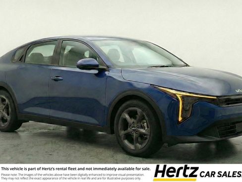 Used 2025 Kia K4 FWD image 1