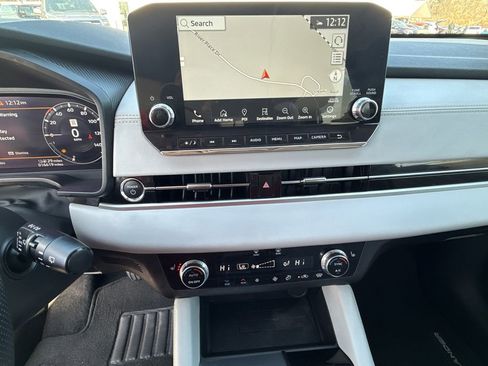 Used 2023 Mitsubishi Outlander SEL image 31