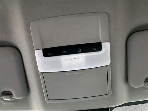 Used 2020 Nissan Sentra S image 33