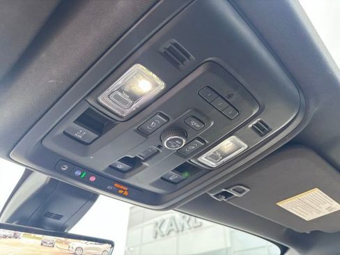Used 2021 Chevrolet Tahoe High Country AWD/4WD image 30