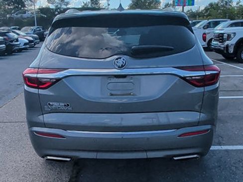 Used 2021 Buick Enclave Avenir w/ Avenir Technology Package AWD/4WD image 6