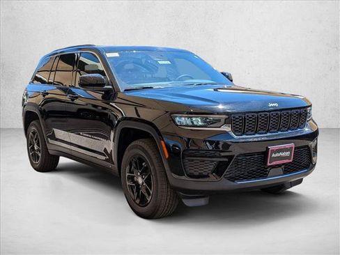 New 2026 Jeep Grand Cherokee Laredo X AWD/4WD image 7