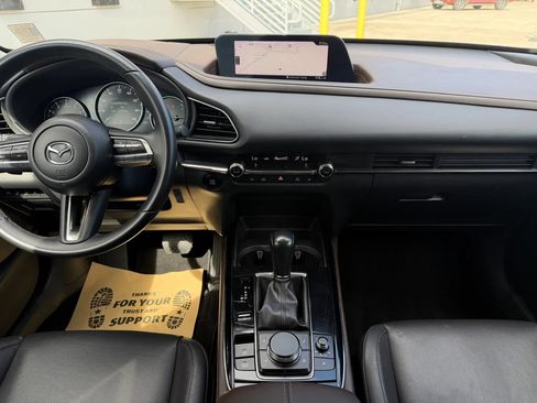 Used 2022 MAZDA CX-30 AWD 2.5 S w/ Premium Package image 17