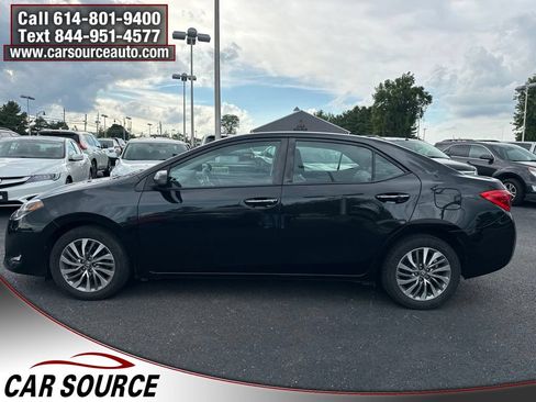 Used 2017 Toyota Corolla LE FWD image 6