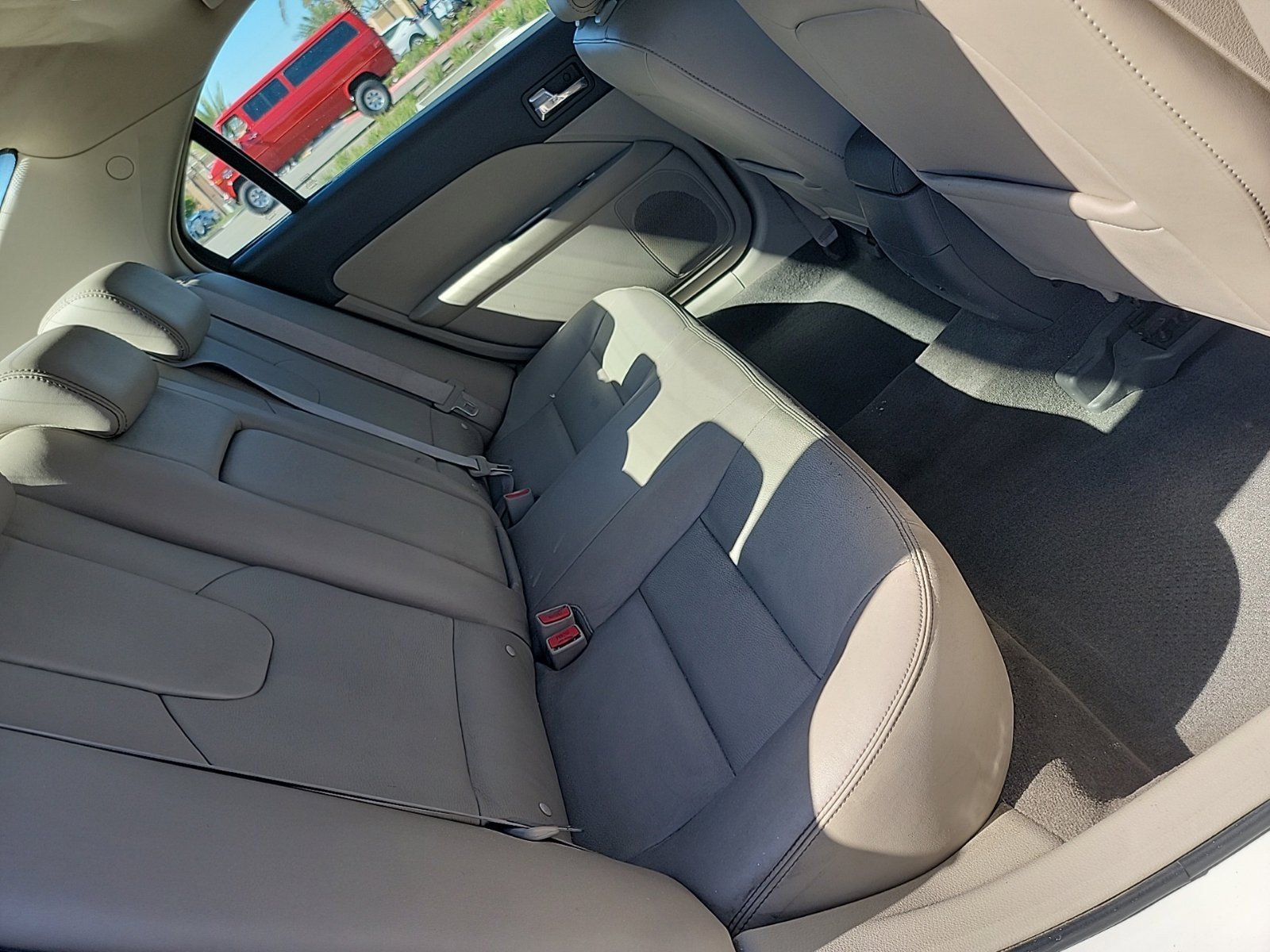 Used 2010 Ford Fusion SEL FWD image 10