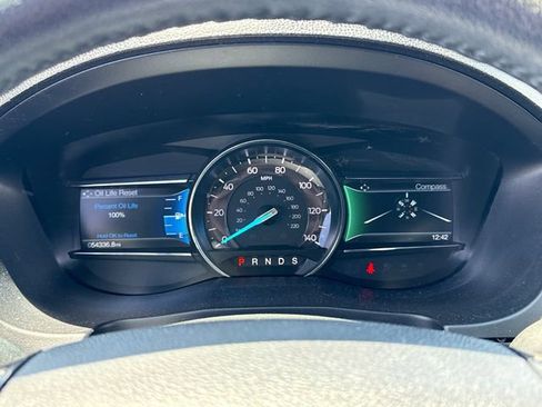 Used 2018 Ford Explorer XLT w/ Equipment Group 201A AWD/4WD image 25