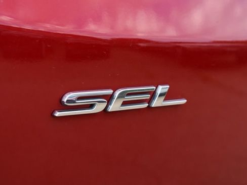 Used 2023 Ford Edge SEL w/ Convenience Package AWD/4WD image 6