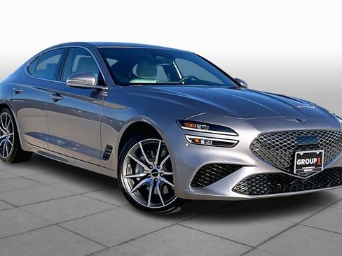 New 2025 Genesis G70 2.5T image 3