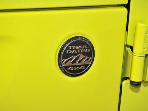 Used 2024 Jeep Wrangler Unlimited Rubicon 392 image 92