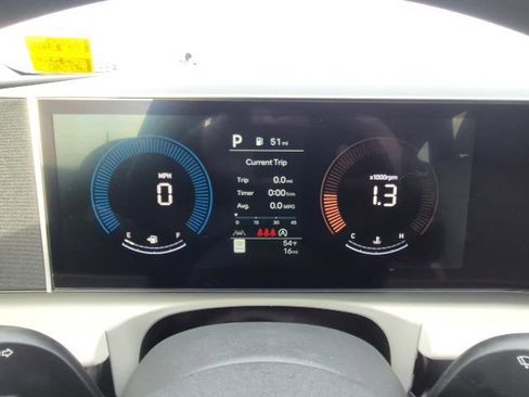 New 2026 Hyundai Tucson SE image 23