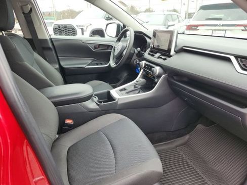 Used 2024 Toyota RAV4 LE image 8