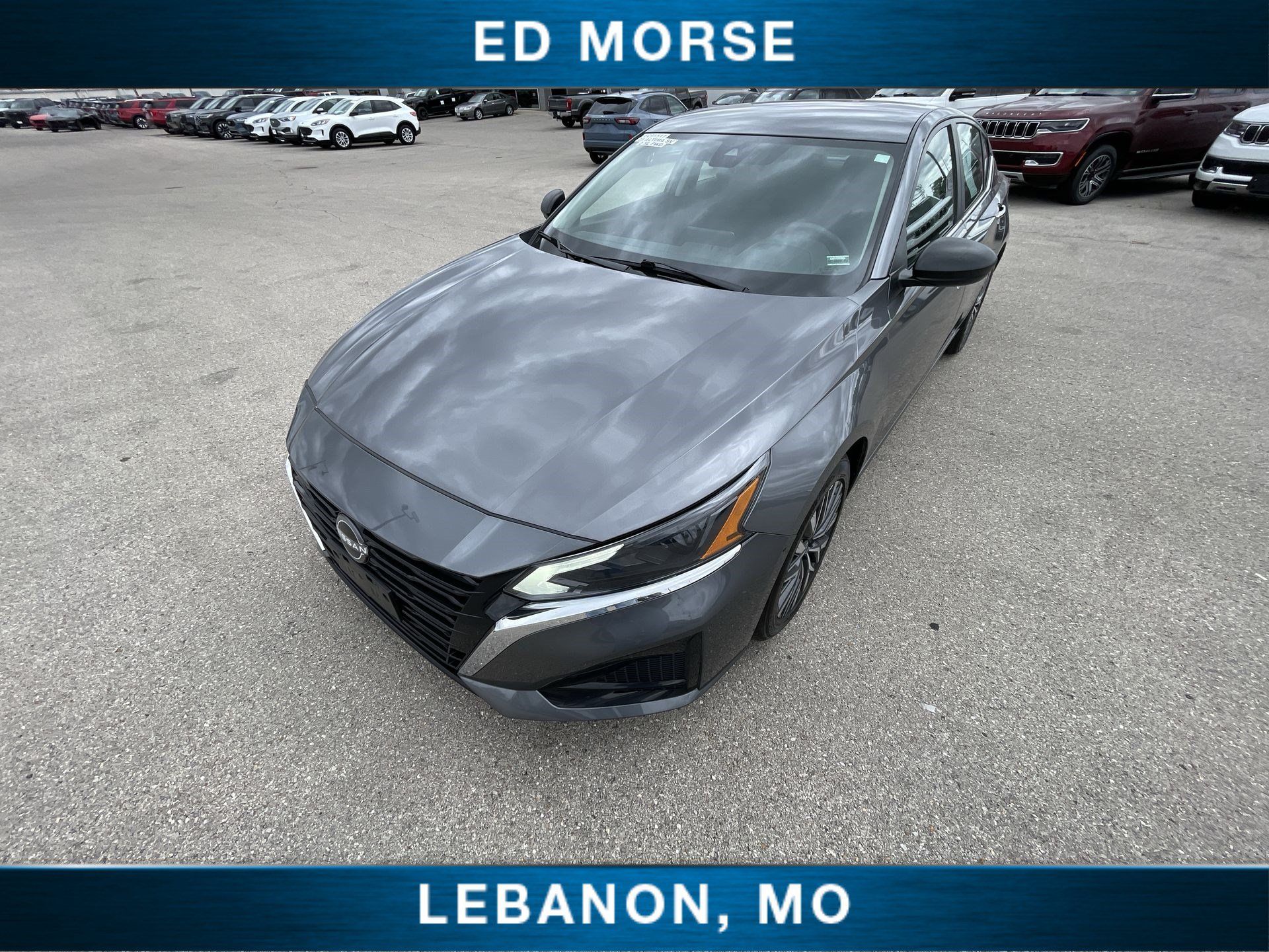 Used 2025 Nissan Altima 2.5 SV FWD image 19