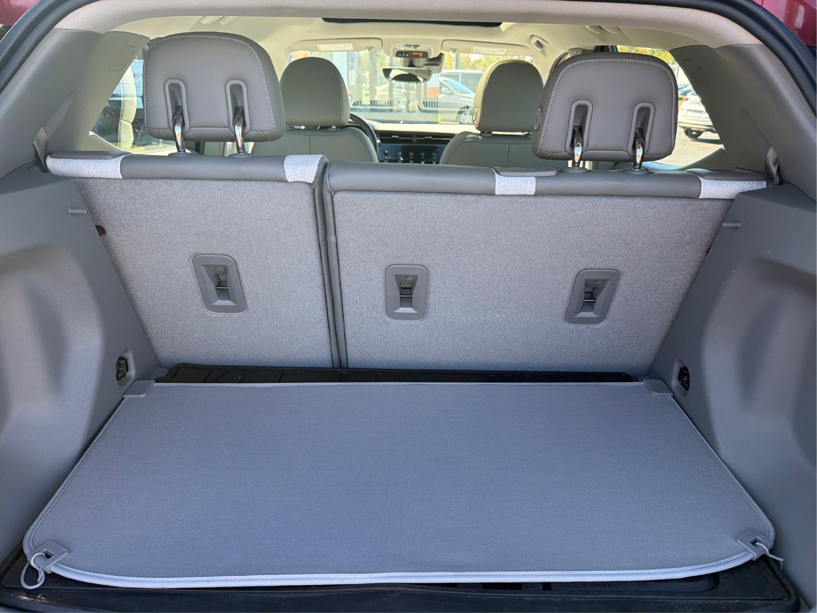 Used 2023 Chevrolet Bolt EUV Premier w/ Sun & Sound Package FWD image 13