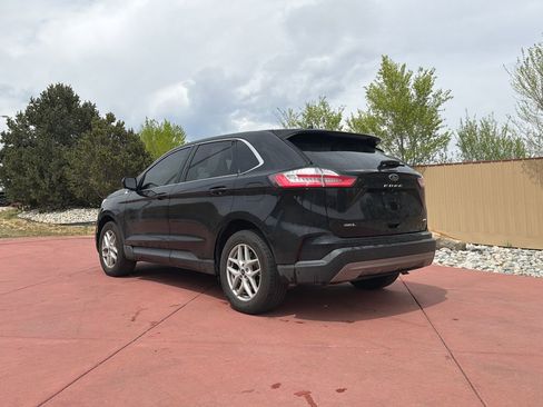 Used 2022 Ford Edge SEL image 5