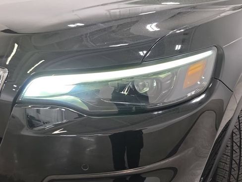 Used 2021 Jeep Cherokee Limited AWD/4WD image 28