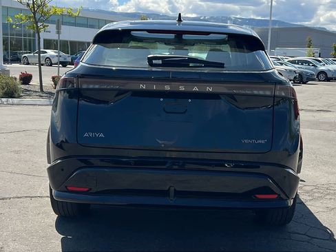 Used 2024 Nissan Ariya FWD image 6