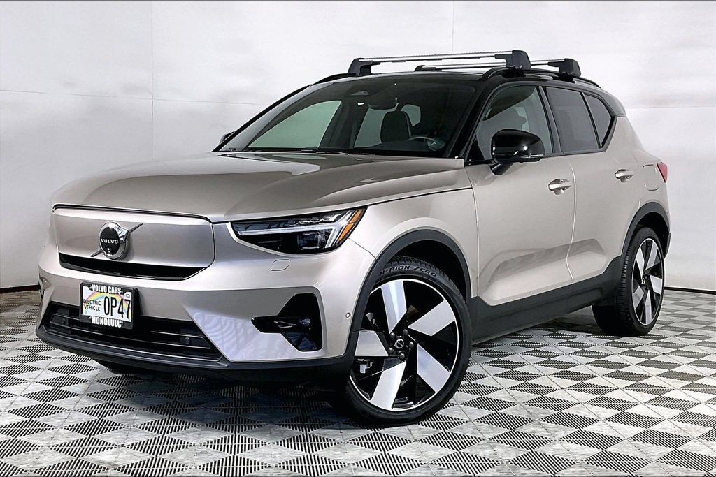Used 2024 Volvo XC40 Recharge Ultimate w/ Protection Package Premier AWD/4WD image 1