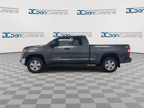 Used 2020 Toyota Tundra SR5 w/ SR5 Convenience Package AWD/4WD image 5