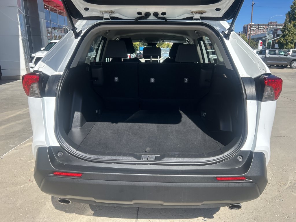 Certified 2025 Toyota RAV4 XLE AWD/4WD image 15