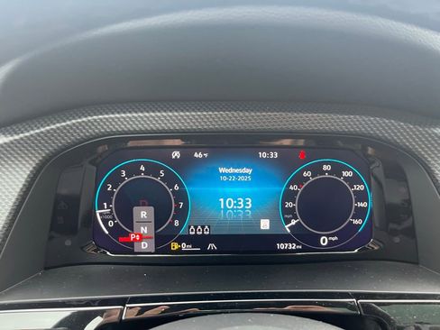 Used 2024 Volkswagen Atlas Cross Sport SEL Premium R-Line image 21