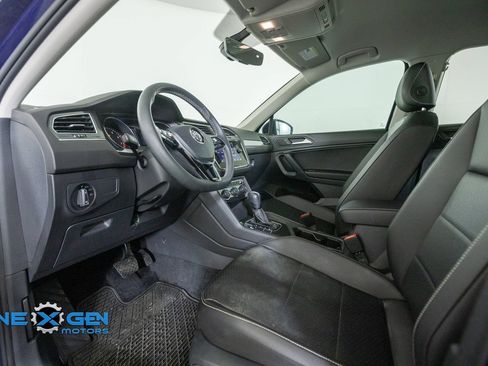 Used 2021 Volkswagen Tiguan SE FWD image 10