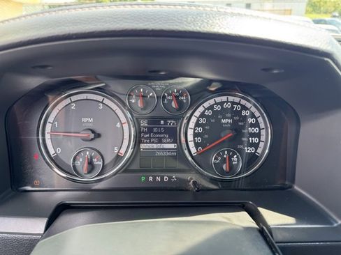 Used 2012 RAM 2500 Laramie image 17