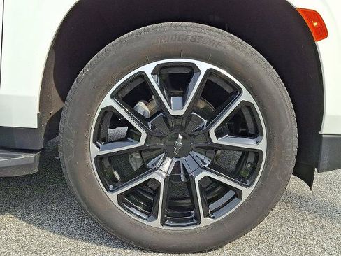 Used 2023 Chevrolet Tahoe RST w/ Luxury Package AWD/4WD image 8