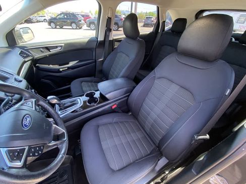 Used 2018 Ford Edge SEL AWD/4WD image 11