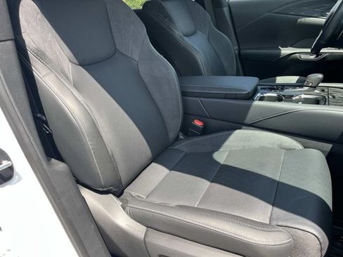 Used 2024 Lexus RX 350 AWD w/ Convenience Package image 28