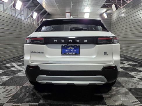 Used 2024 Honda Prologue EX image 6