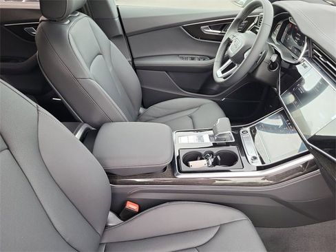 New 2026 Audi Q8 Premium Plus image 17