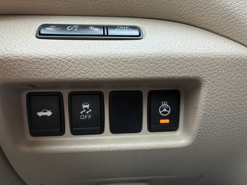 Used 2016 Nissan Altima 2.5 SL w/ Moonroof Package FWD image 11