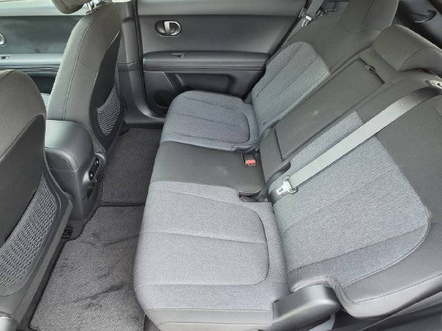 New 2027 Hyundai Ioniq 5 SE RWD image 32