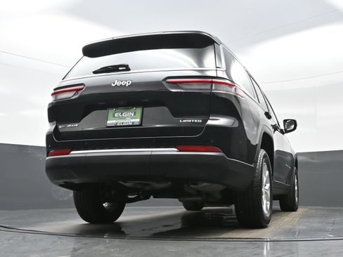 Used 2023 Jeep Grand Cherokee L Limited AWD/4WD image 29