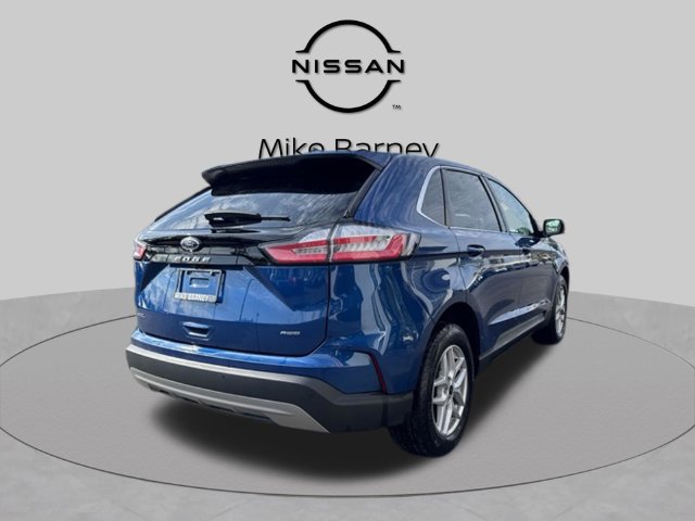 Used 2024 Ford Edge SEL w/ Convenience Package AWD/4WD image 3