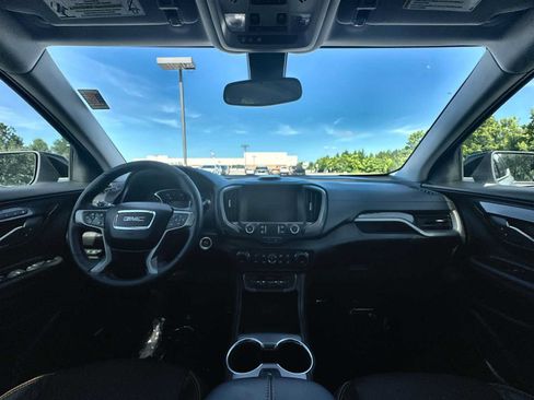 Certified 2024 GMC Terrain AT4 w/ Infotainment Package II AWD/4WD image 24
