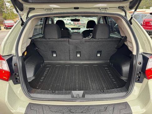 Used 2017 Subaru Crosstrek 2.0i Premium w/ Popular Package #2 image 19