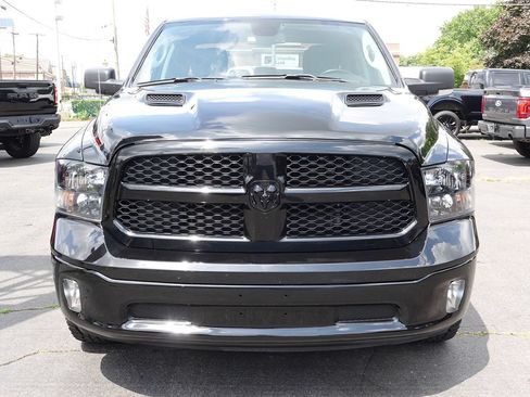 Used 2022 RAM 1500 Classic SLT w/ Electronics Convenience Group AWD/4WD image 5