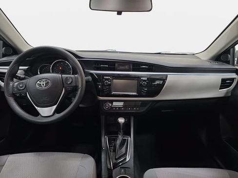 Used 2014 Toyota Corolla LE FWD image 10