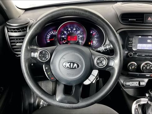 Used 2019 Kia Soul FWD image 8