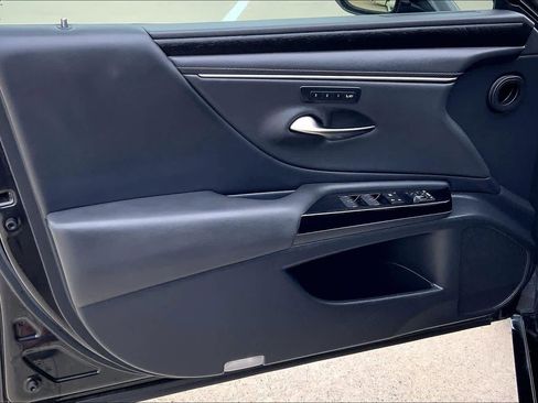 Used 2022 Lexus ES 350 w/ Premium Package FWD image 22