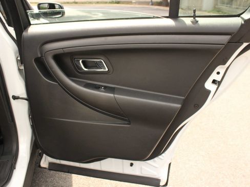 Used 2019 Ford Taurus Police Interceptor AWD image 20