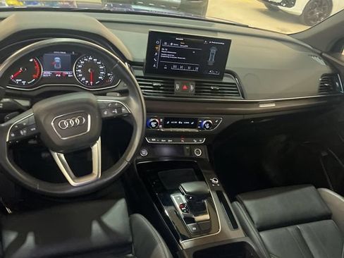 Used 2021 Audi Q5 2.0T Premium w/ Convenience Package AWD/4WD image 5