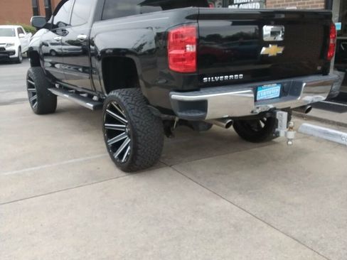 Used 2017 Chevrolet Silverado 1500 LT w/ All Star Edition image 3