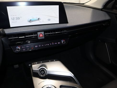 Used 2022 Kia EV6 Wind image 32